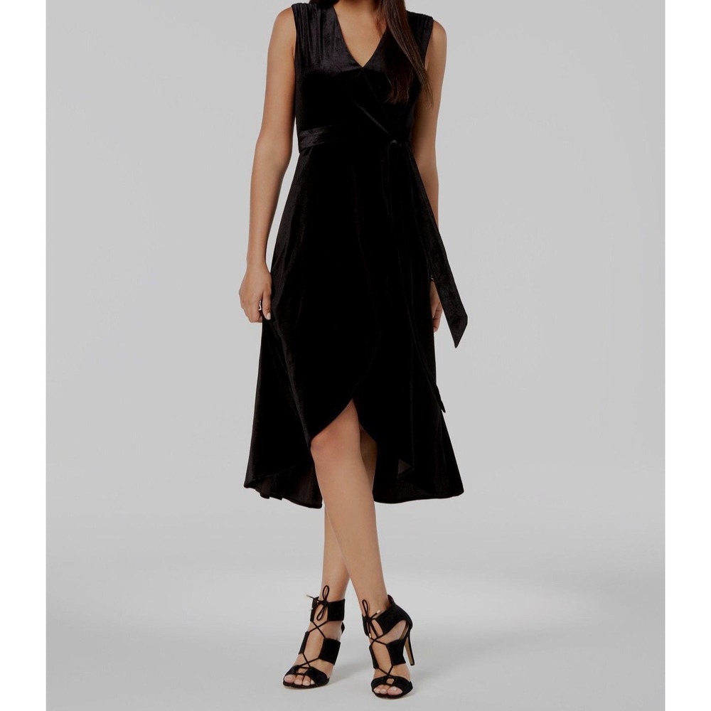 NWT Avec Les Filles Black Velvet Faux-Wrap Sleeveless Dress Sz 6 Missing Belt